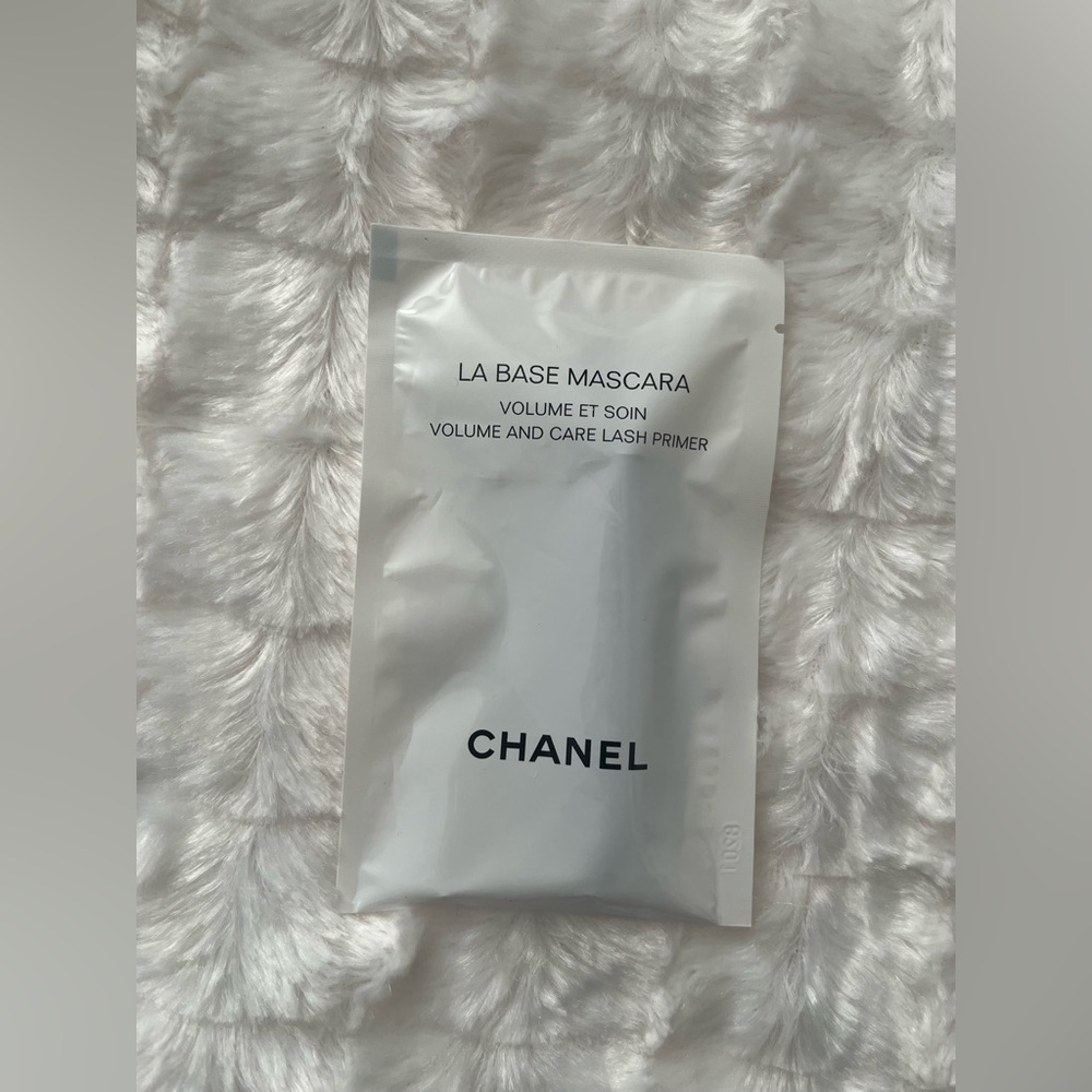 Chanel makeup samples - Picture 13 of 14